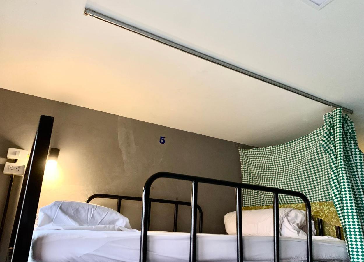 Doze Hostel Чіангмай Екстер'єр фото